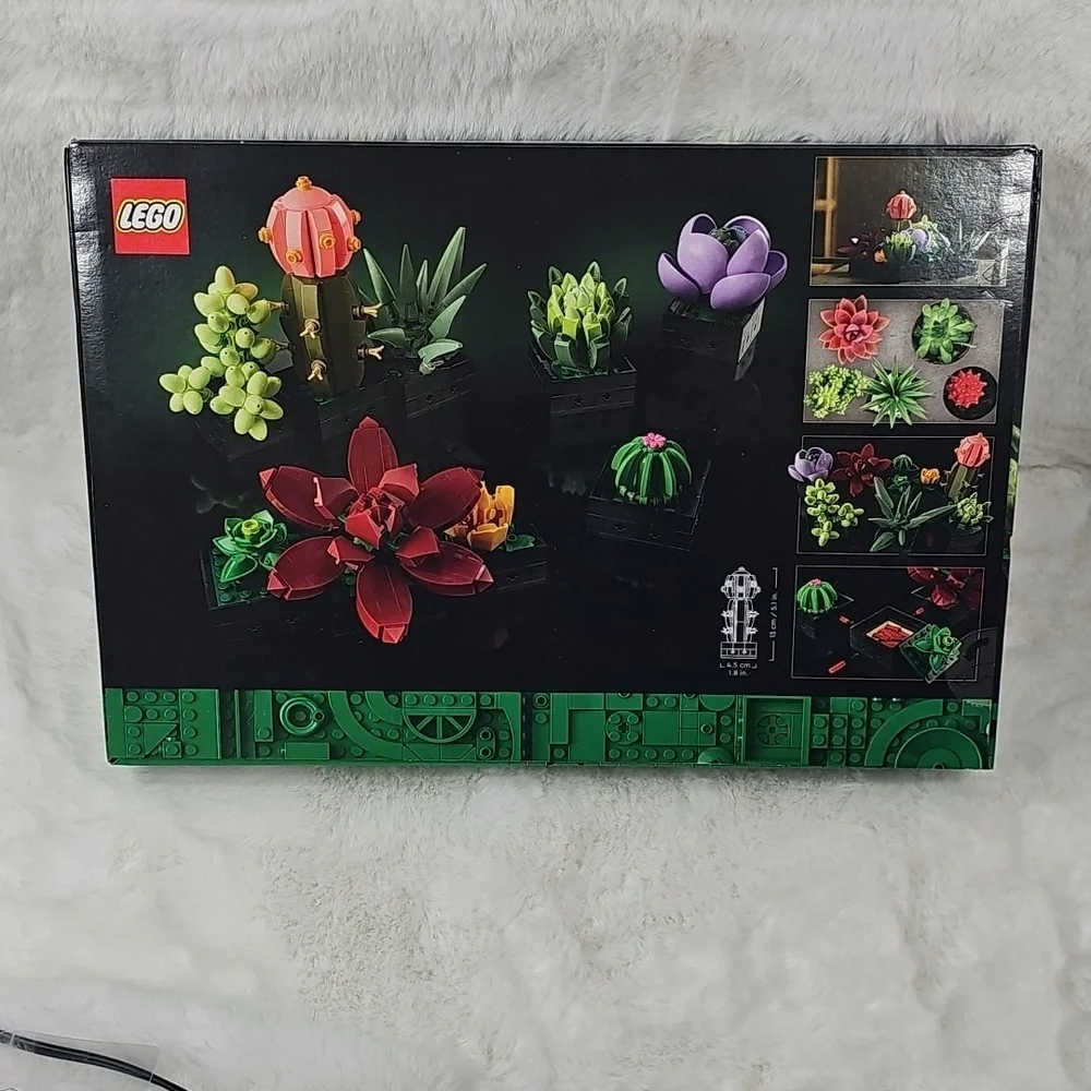 LEGO Botanical Collection Succulents 10309 771 Pieces